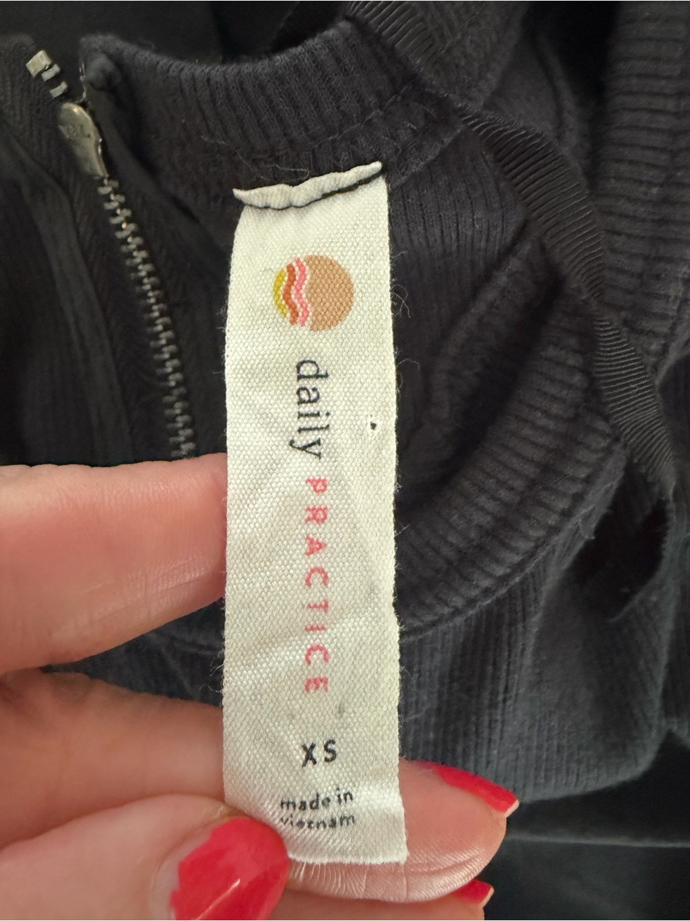 EUC  Anthropologie Daily Practice Messa PARACHUTE BALLOON Jumpsuit BLACK XS - Picture 11 of 11